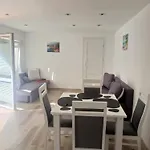 Nyaraló Borowkowa Nad Morzem *